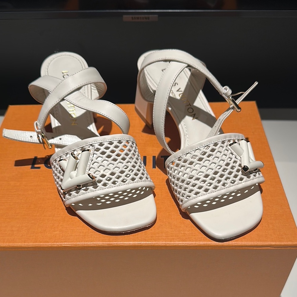 Gorgeous Louis Vuitton Sandals